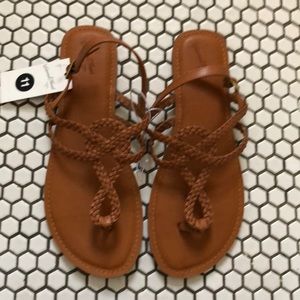 NWT Universal Thread 11 cognac braided sandals